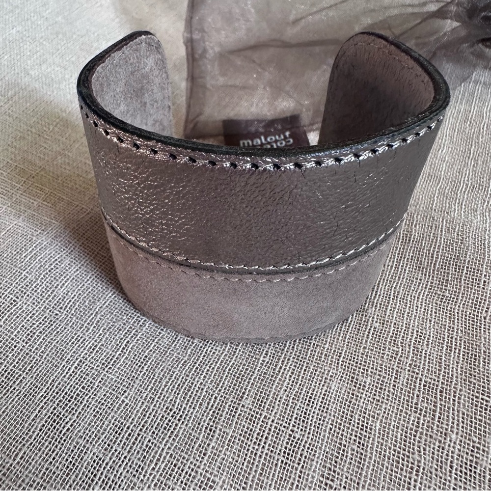 Colette Malouf Two Tone Cuff - Picture 6 of 7